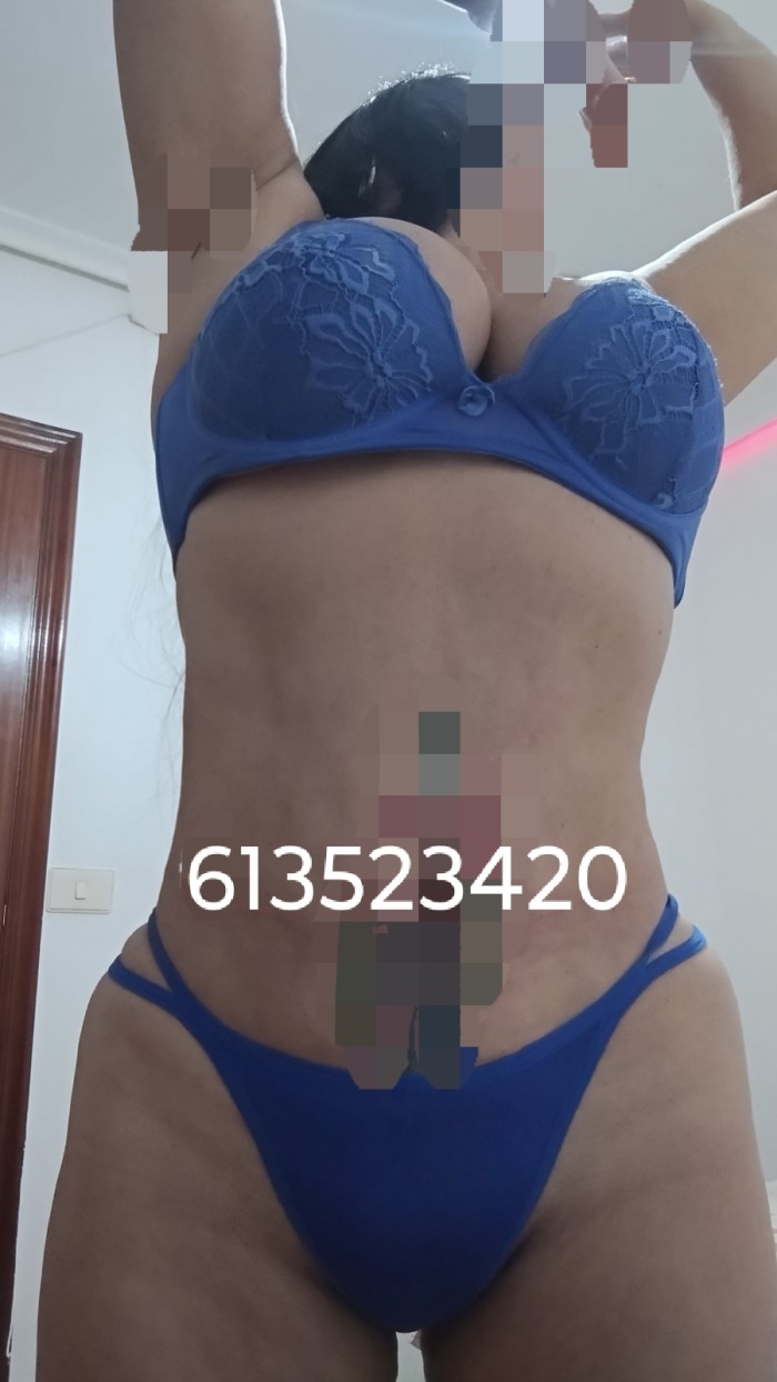 LATINA SEXY MADURITA Y CACHONDA