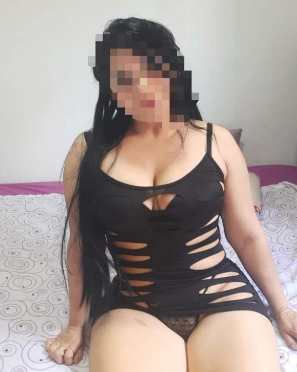 MADURITA CARIÑOSA MUY COMPLACIENTE