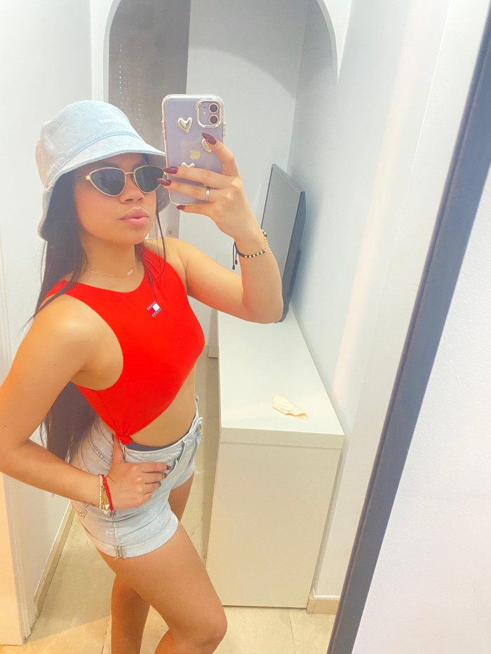 CAMILA JOVENCITA TRATODE NOVIOS