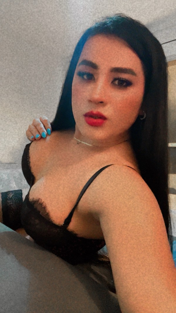 Gabriela una chica transexual versátil