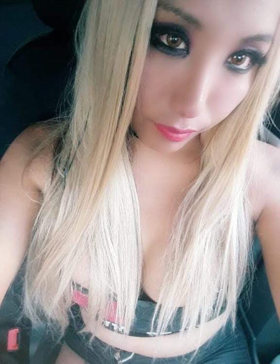 TRANS SEXY DE LUJO RUBIA CACHONDA