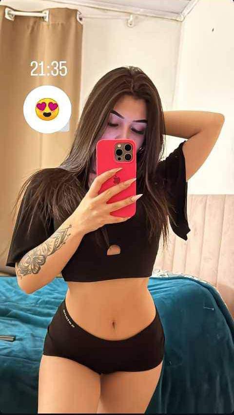 Alexa quiere una noche de pasion