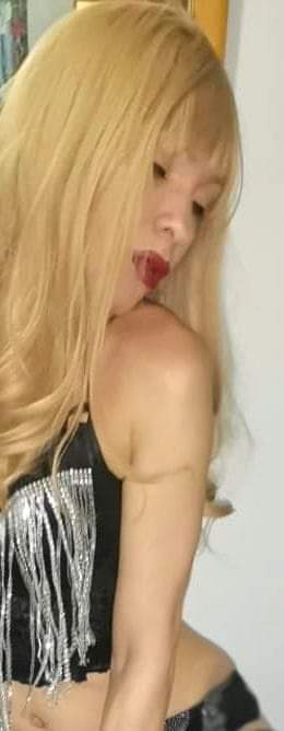 Trans  Sexy rubia dotadisima 24 hs puro vicio plaza de la palmera