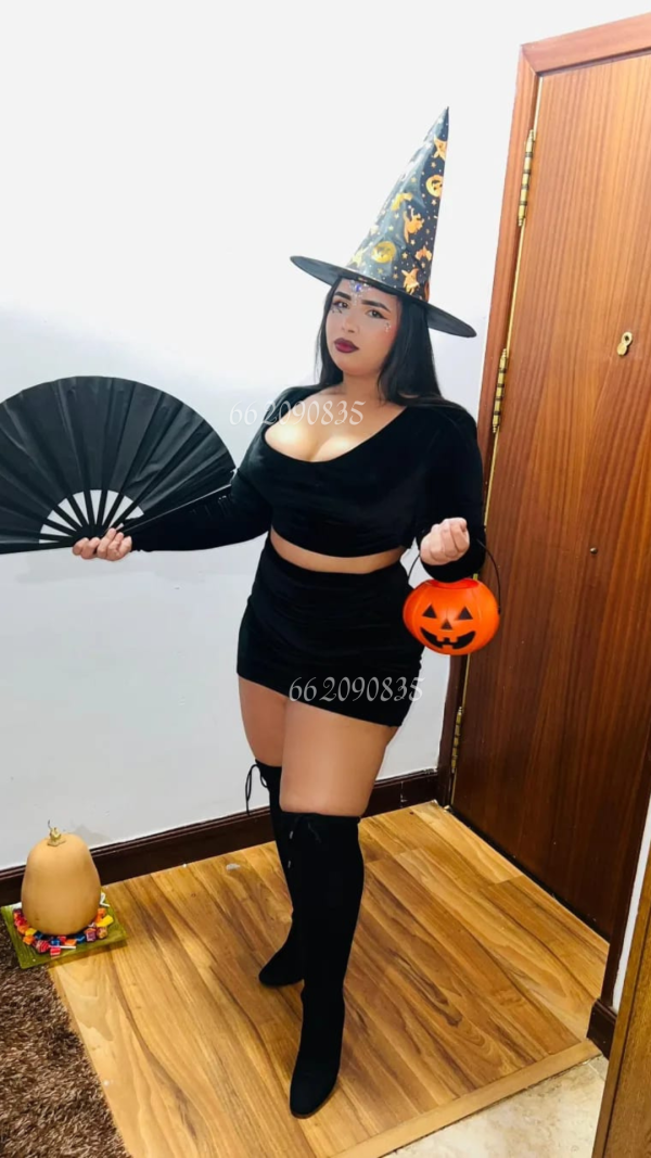 ENCANTADORA CURVY SUPER RICA Y FOGOSA