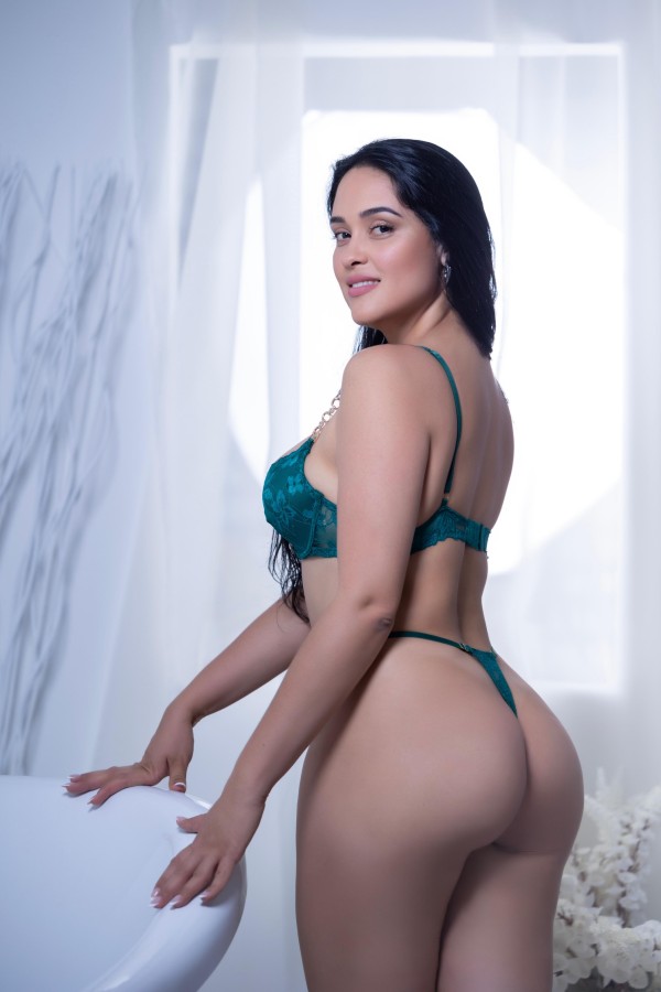 JESICA HERMOSA SCORT MUY JUGUETONA GOLOSA Y FIESTERA