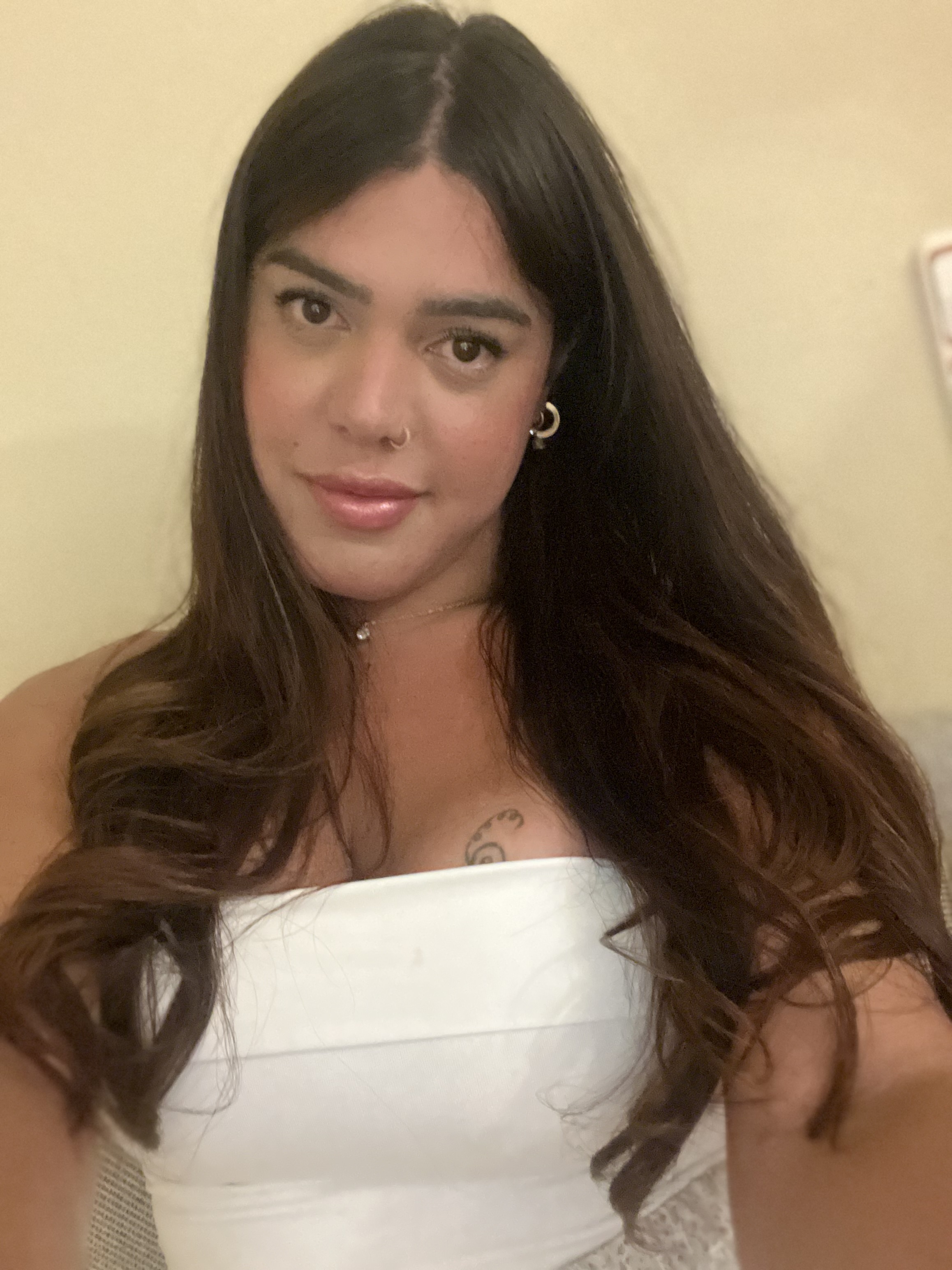 Málaga centro Trans muy femenina  NICOLLY BOLINA de paso por ciudad