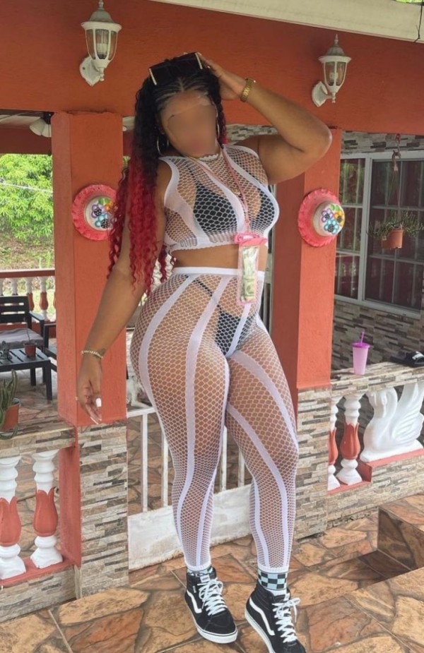 Hermosa latina  una mulata  hermosa