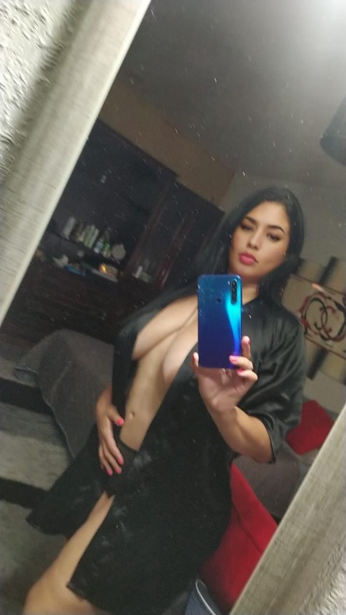 TETAS DELICIOSAS TE MAMARE LA.POLLA COMO NADIE