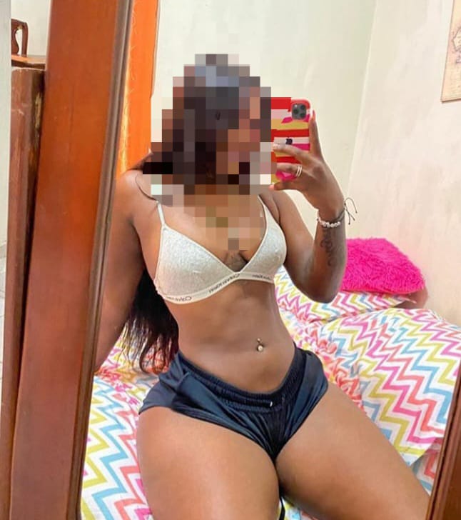 Laura joven sexy y sensual con ganas de diversion