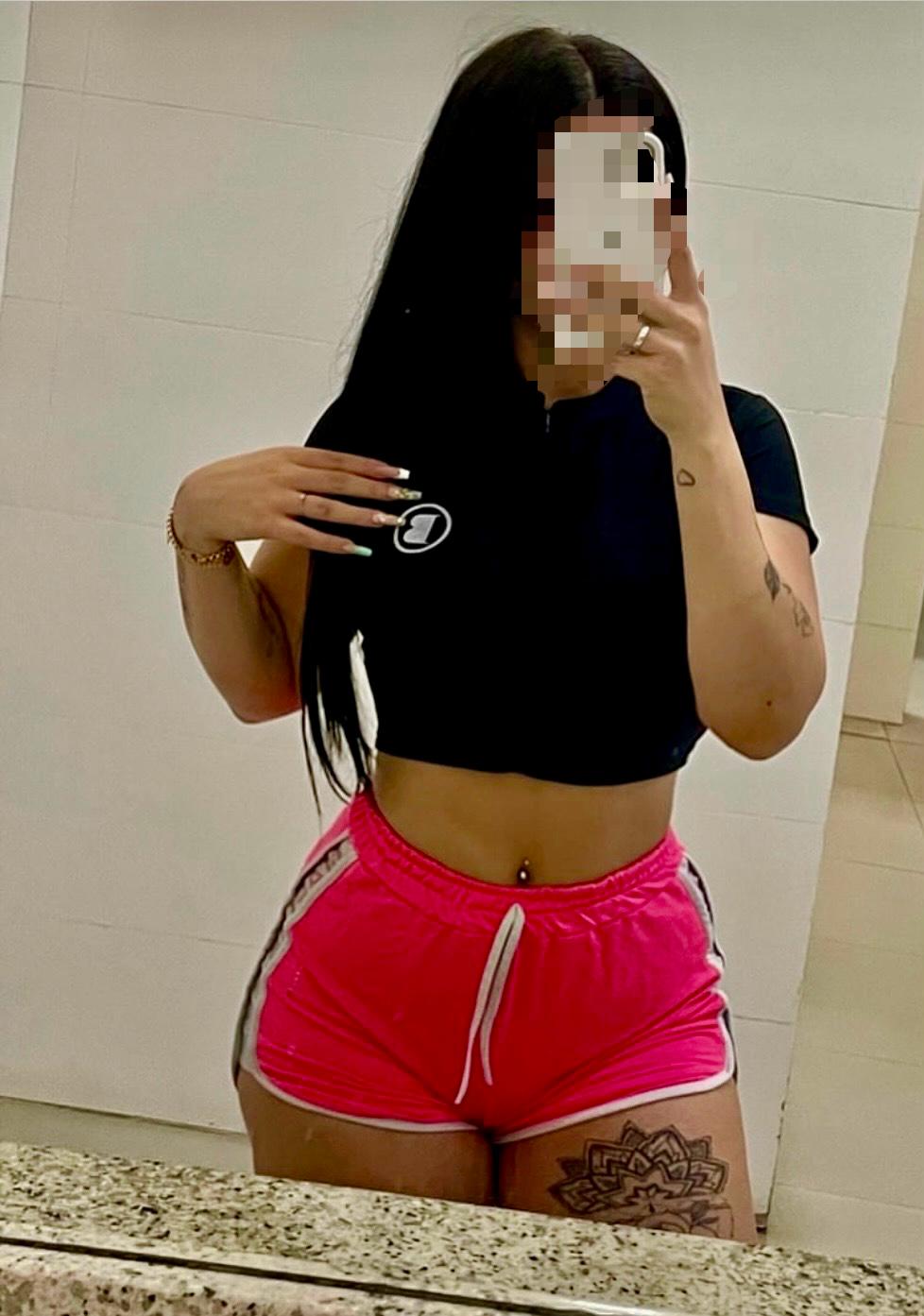 Diosa dela garganta profunda y el Griego pon tu leche donde Quieras