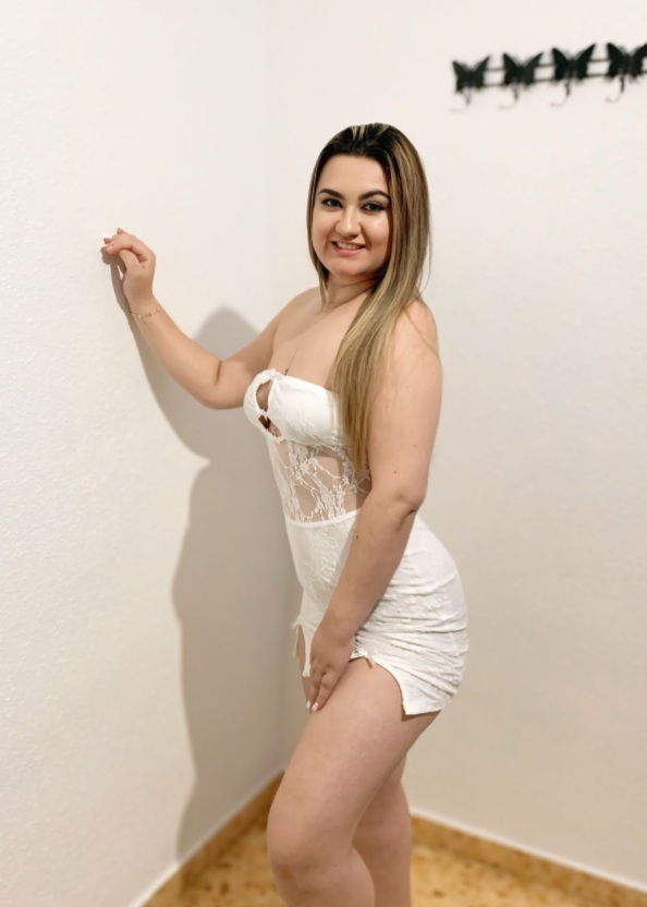 VALERIA PRECIOSA JOVENCITA 24HS