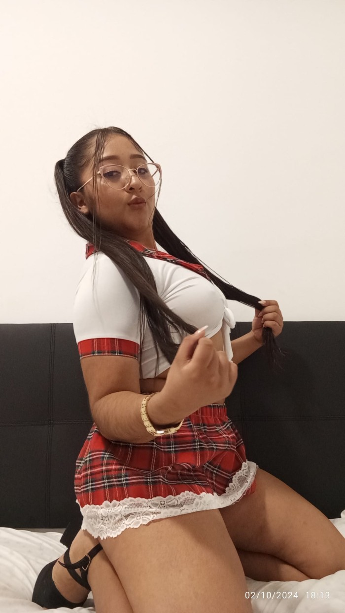 FLACA DELICIOSA JOVEN Y GRAN CULO