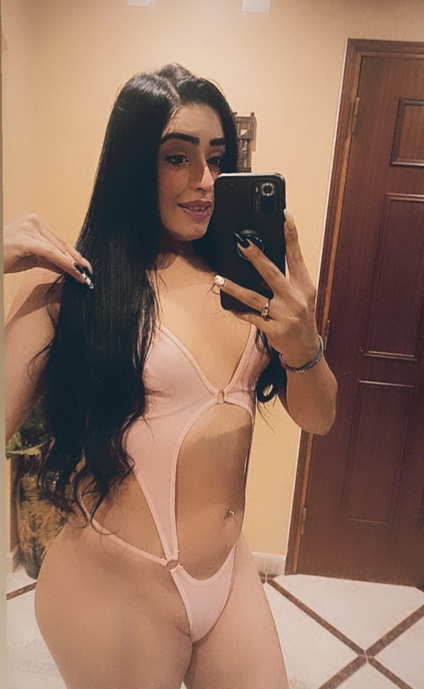 Hola soy una chica trans colombiana recién llegada