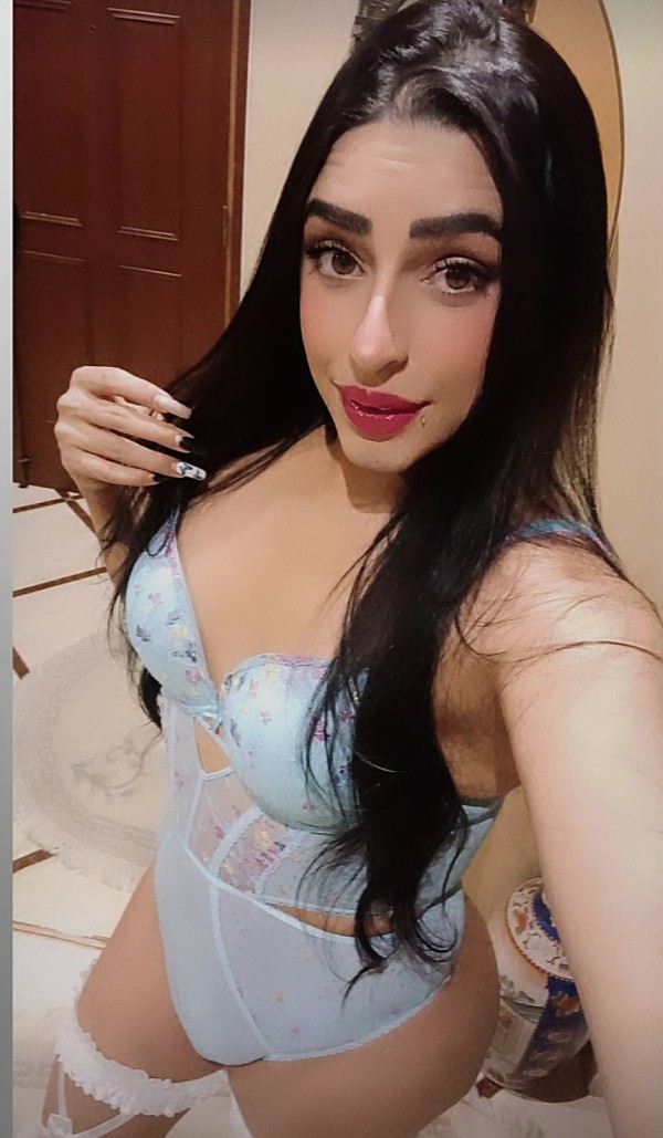 Hola soy una chica trans colombiana recién llegada