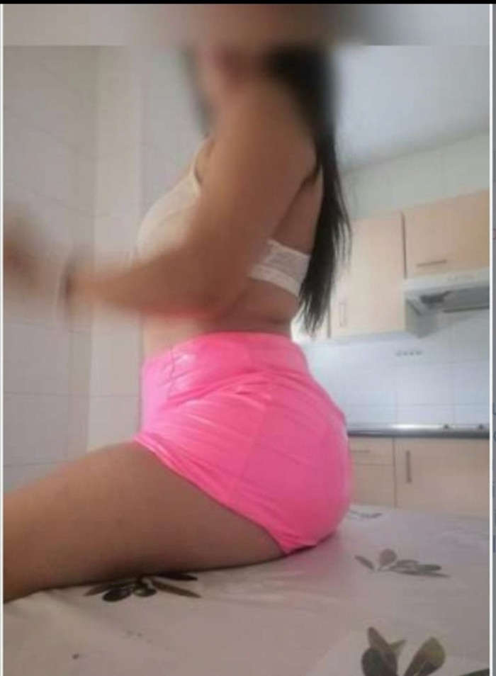 Jovencita . Sexy latina culona .. 24 horas fiestera