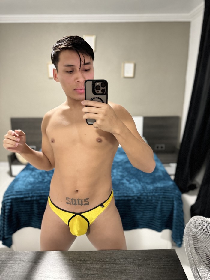 Diego Jovencito Latino 100% VERSÁTIL con Sitio Pv