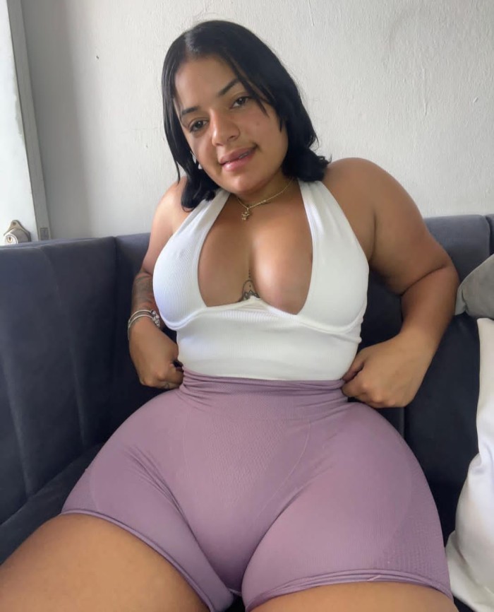 JOVEN VENEZOLANA PURA DULZURA ESPERO POR TI