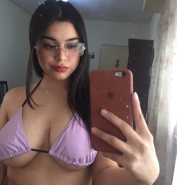 soy una hermosa mujer colombiana