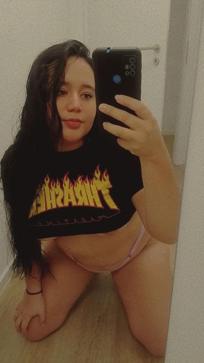 latina sensual para pasarlo bien