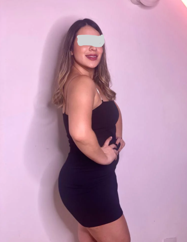 JOVENCITA DIVERTIDA DULCE 1RA VEZ EN LUCENA