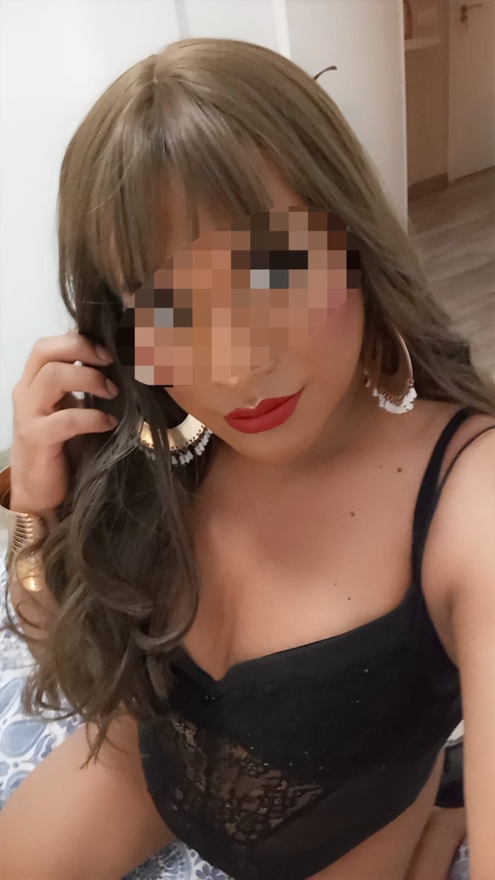 AGUASANTA! FEMBOY JUGUETONA  NOVEDAD EN SEVILLA!