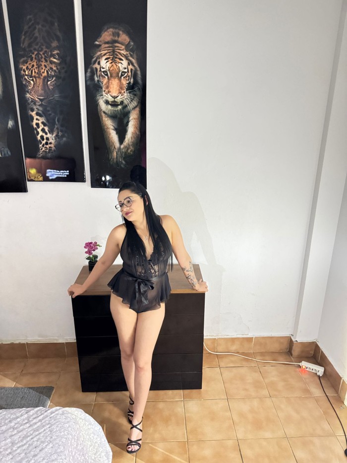 COLOMBIANA COMPLACIENTE, ARDIENTE, SENSUAL