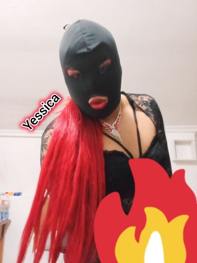 DOMINATRIXXX TRANS 22CM POLLONA FIESTERA 100% REAL