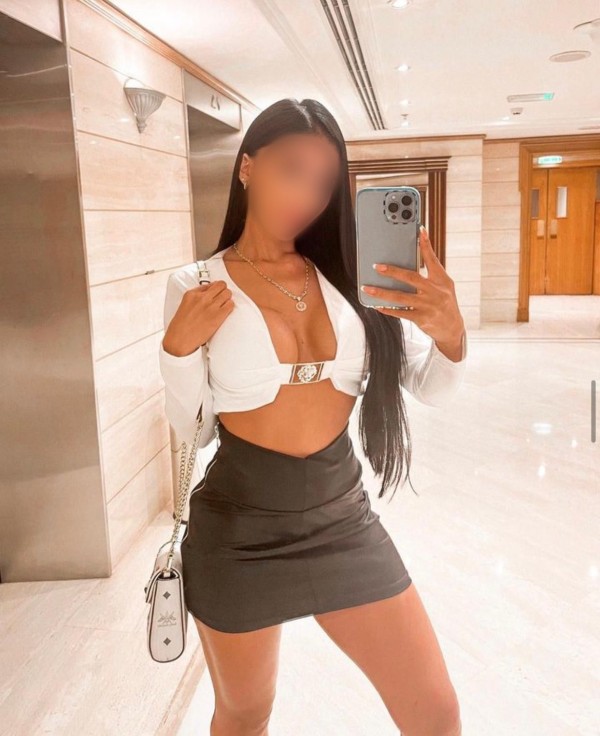 ALEJANDRA ESCORT DE LUJO Y MUY FIESTERA