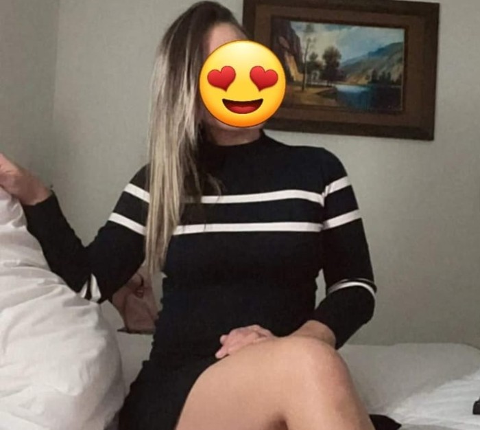 ENCANTADORA BOMBA DE SEXO A TOPE PARA TI