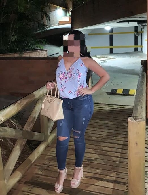 SENSUAL ARDIENTE COLOMBIANA ADICTA AL SEXO