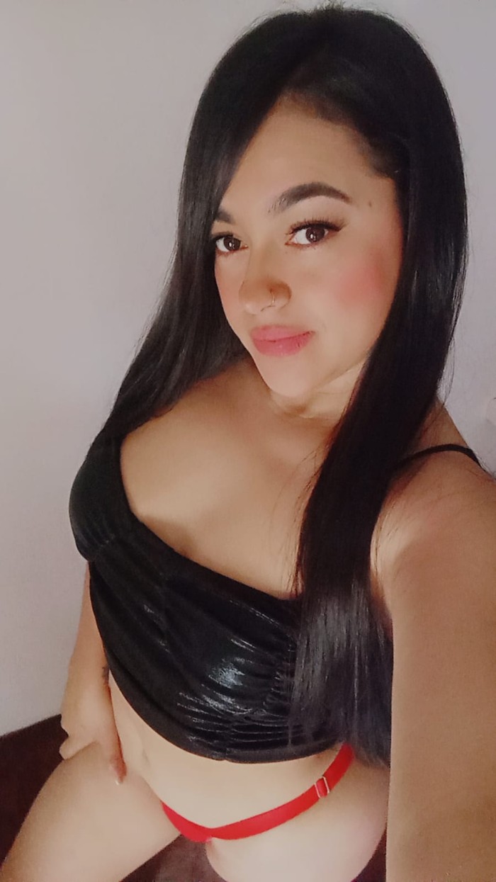 hermosa colombiana recién llegada Avilés