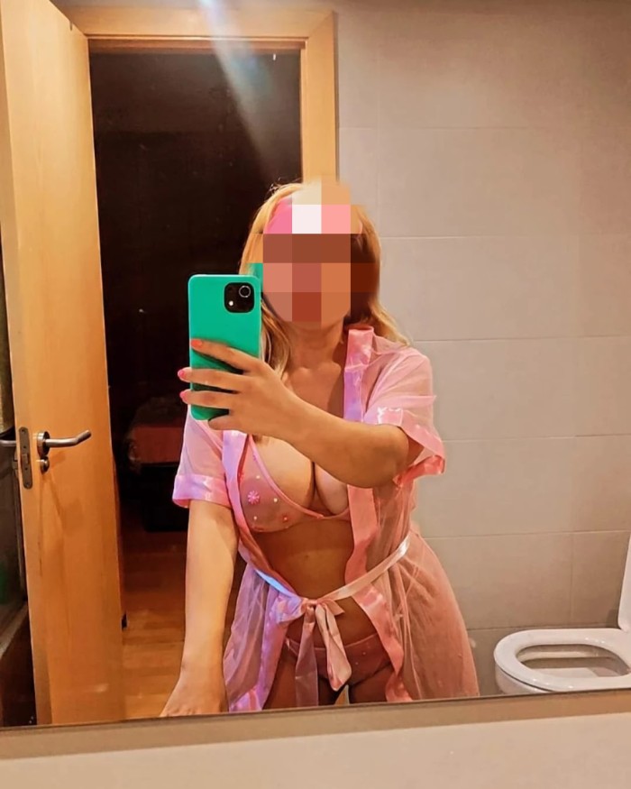 Rubia gallega sensual española