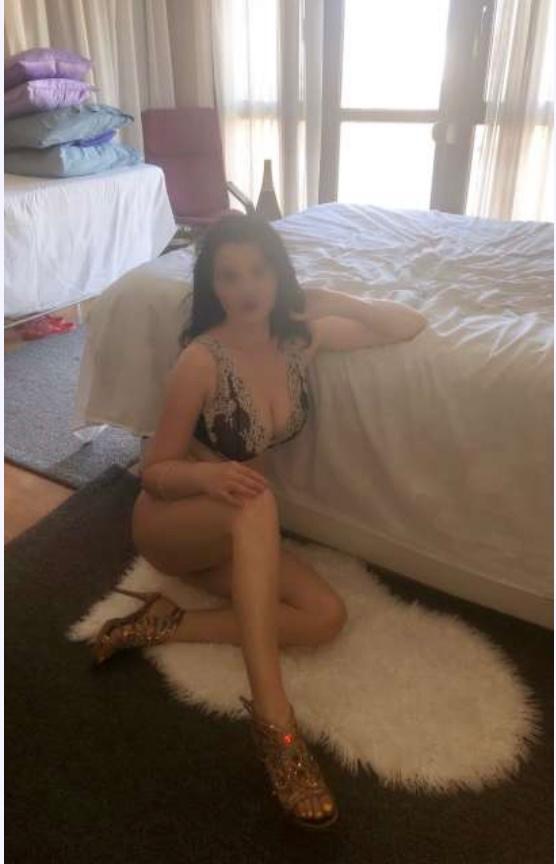 Guapísima escort en Santander