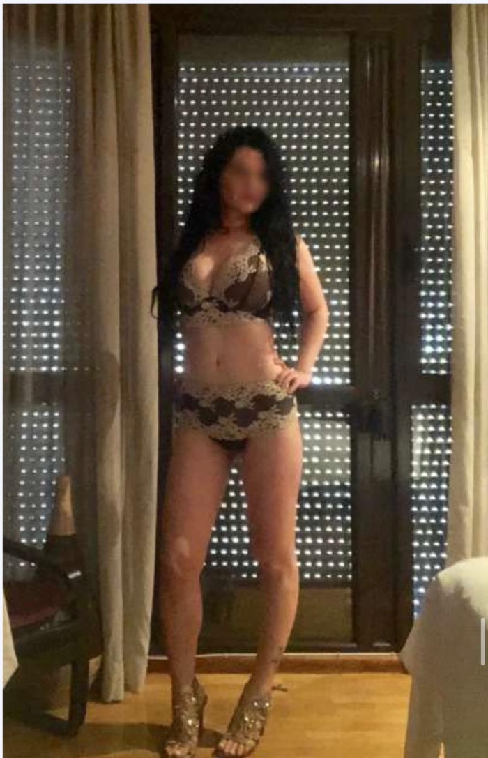 Guapísima escort en Santander