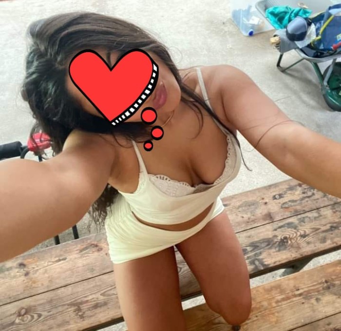 estudiante,22 años  guapa cadiz centro