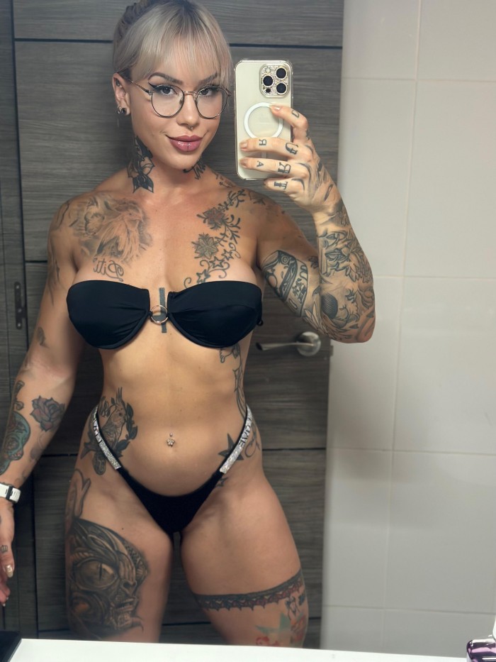 Soy una chica fit muy tatuada