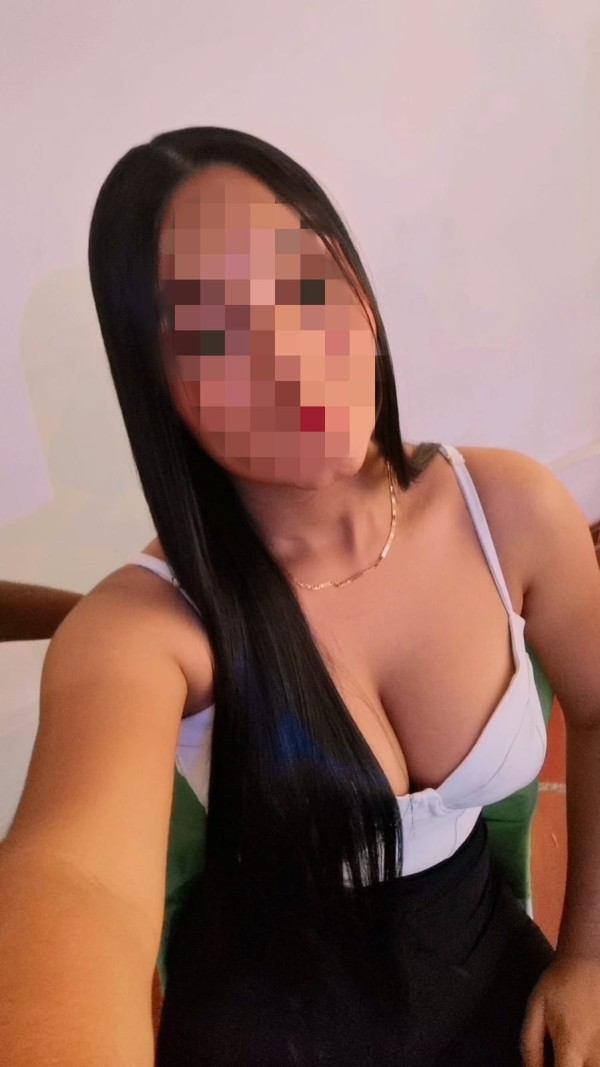 NEGRA COLOMBIANA CACHONDA FIESTERA FOTOS 100% REALES