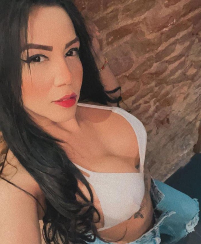 SABRINA HERMOSA VENEZOLANA