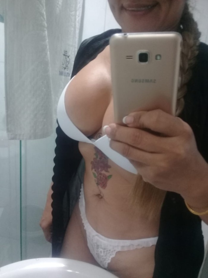 Una chica colombiana para hombre de buen gusto