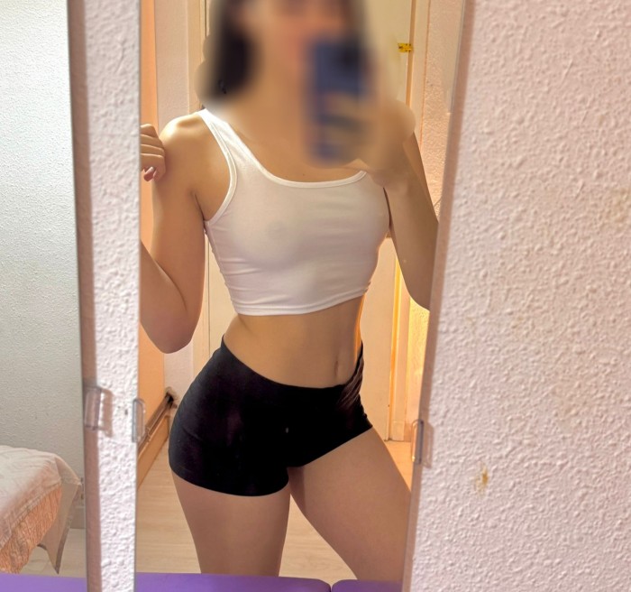 Jovencita estudiante 21 añitos