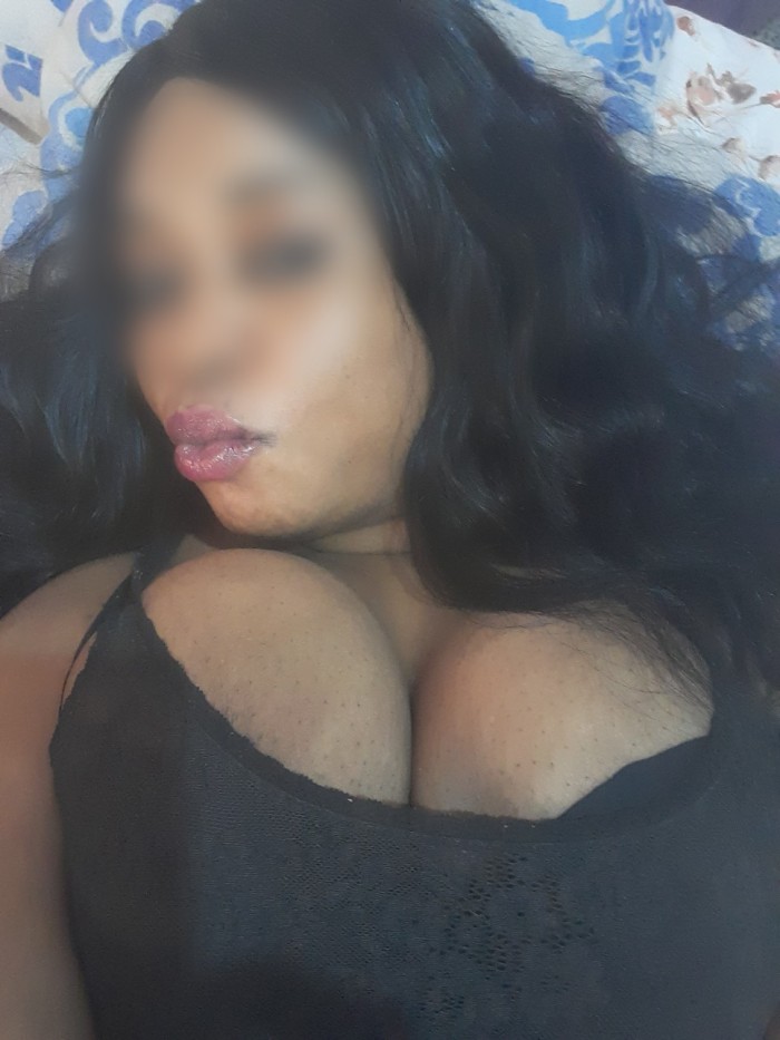 ESTOY TODA LA NOCHE,TETAS NATURALES, 69, FIESTERA