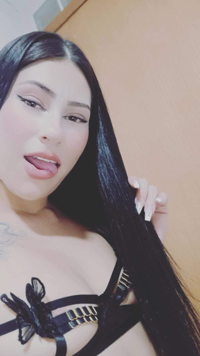 Colombiana jovencita muy vip