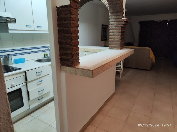 Se alquila habitaciones