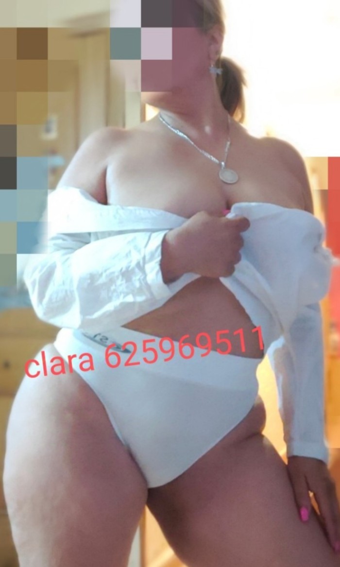 MADURITA COLOMBIANA CLARA SEXY CARIÑOSA IMPLICADA