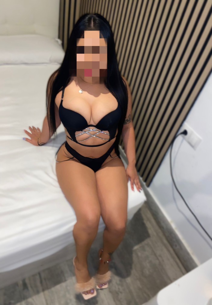 DANNA, ADICTA AL BUEN SEXO, MUJER BIEN CACHONDA