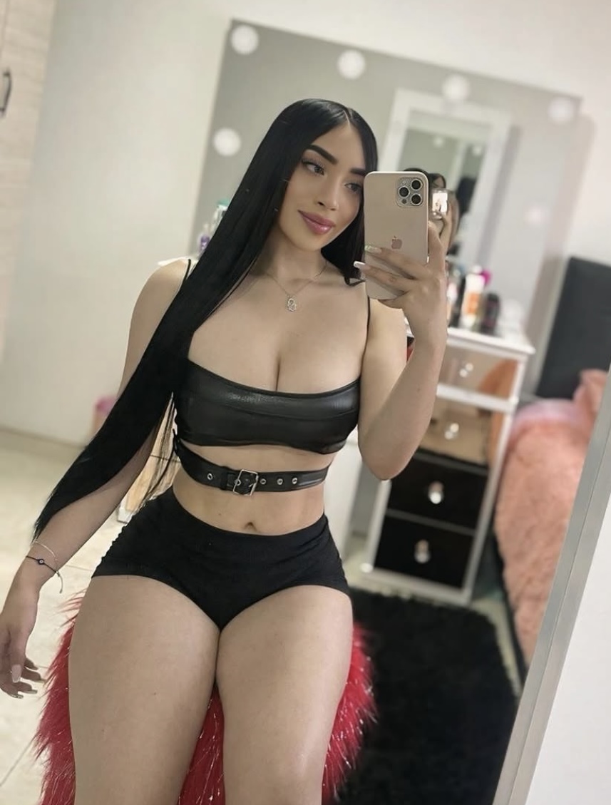 recién llegada hermoso, transexual VIP