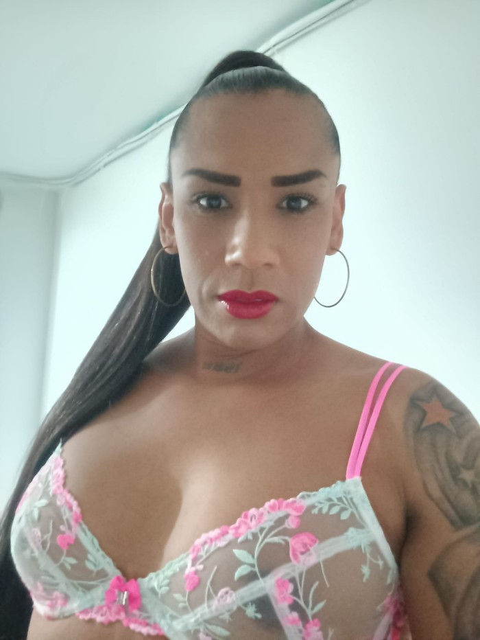 DOMINANTE SENSUAL TRANS DE LUJO SALIDAS VIP