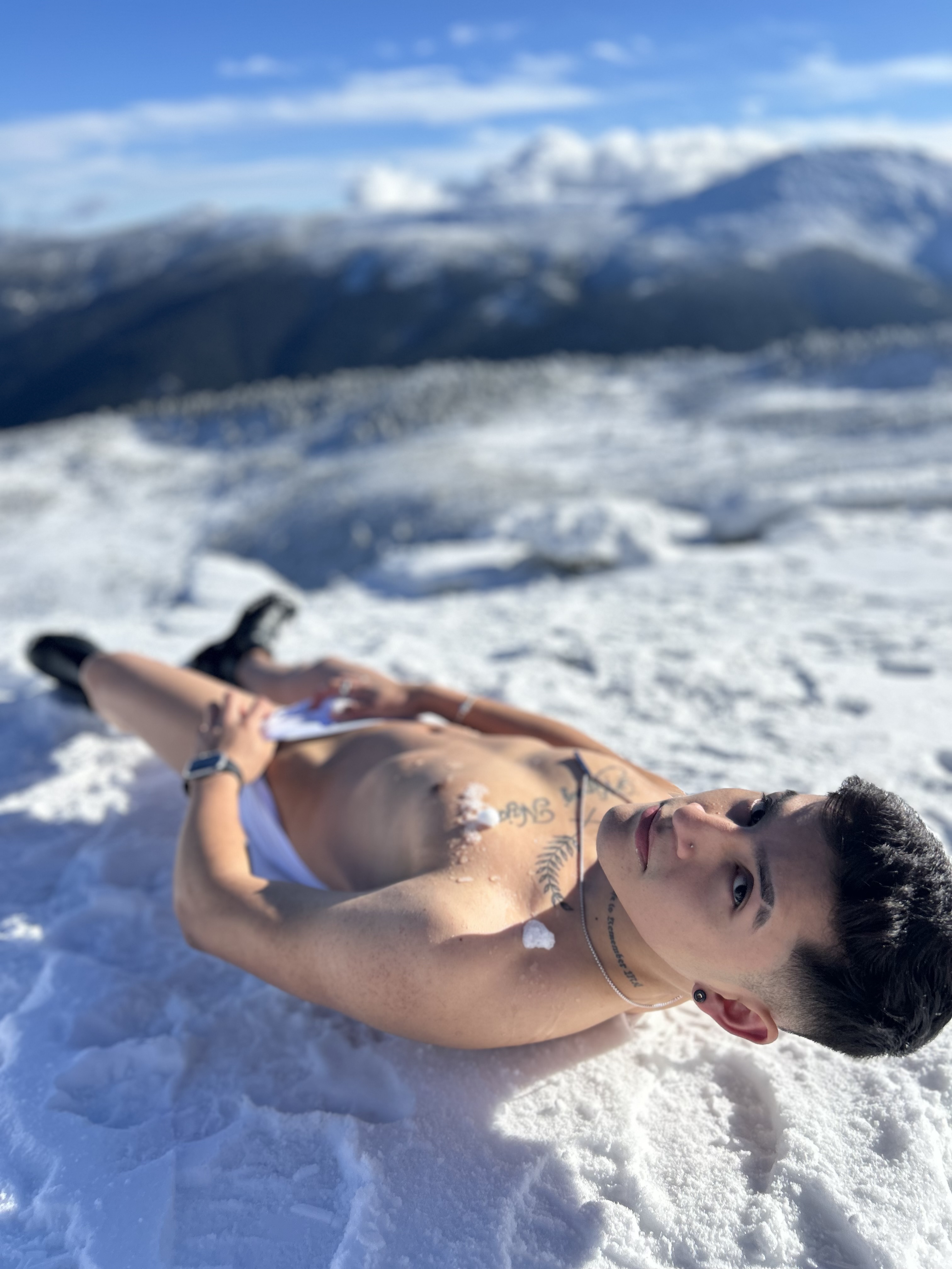 ÁNGEL COLOMBIANO TWINK APACIONADO CANDENTE