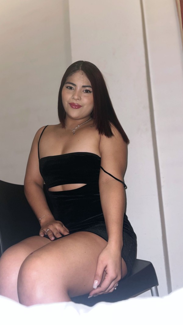 JOVENCITA  ENCANTADORA COLOMBIANA PLACER  AL FULL