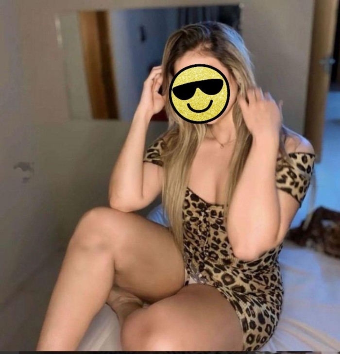 Disponible todos los días… Laura rubia exquisita